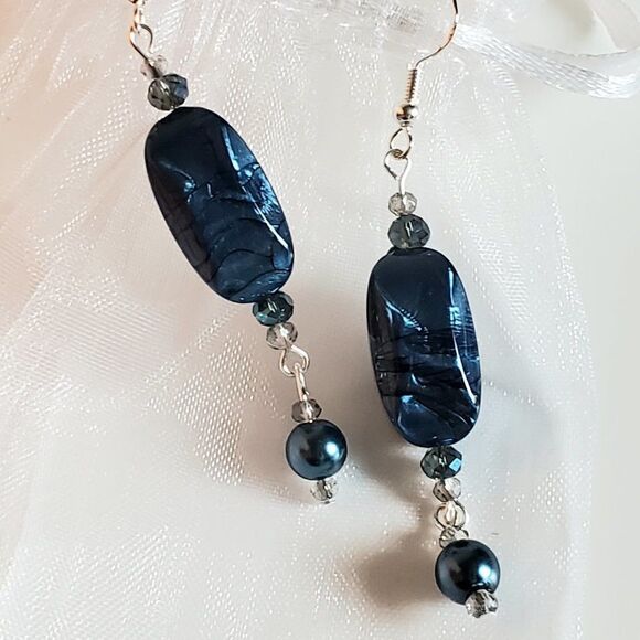 Royally blue beaded earrings - Handmade (NEW) - Picture 2 of 4
